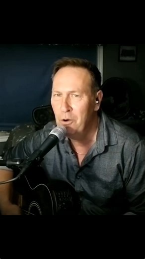 🍂 --------‐- KEVIN GRIFFIN ------------- 🍂 🍃---------- Running Kind ------------🍃 Have a wonderful day Kevin Griffin is the creator of the music track in this song ℗ . Kevin Griffin is the vocalist in this song. and created the video for this song. © . #classiccountry #country #singer #coversongs | Kevin Griffin