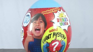 4 comments | What's inside the Ryan's World Giant Mystery Egg Series 2 from Bonkers Toys? You'll have to open it to find out. Inside there will be one of three possible mystery squishy figures, a red titan mask, one of three possible mystery putties, two of four possible mystery figures, one of three possible mystery skydiver Ryans, and one of three possible mystery vehicles!! Find where to buy here> https://bit.ly/2smotnG | TTPM | Facebook