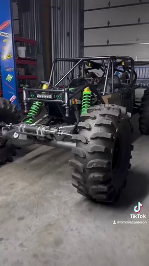 Lizard Lit Pit Lights !! Making night into day! Awesome product for anynight racing or simply just working outside. More to come with custom mounts for back of open trailer stay tuned!! #lizardpitlights #BlingBling #led | TC Racing