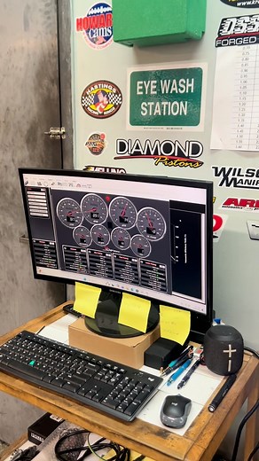 Final pass on Cleveland stroker engine https://proformanceunlimited.com/ford-performance-crate-engines/ Proformance Unlimited Melbourne, FL 321-430-2465 | Proformance Unlimited - Custom Crate Engines