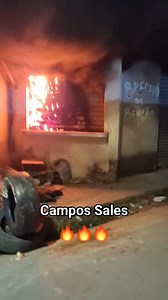 Tarumã 🔥🔥🔥 Noite de terça-feira, 05 Incêndio na Avenida Dona Otília, no bairro Campos Sales no Taruma, foi contido pela Guarnição da Viatura SEG 1052 com os Sargento K Nogueira e Sargento W Alencar, e apoio da população, que parou a viatura para pedir ajuda. Horário por volta da 19h30 Incêndio Contido com Sucesso !!! | Manaus a Metrópole da Amazônia