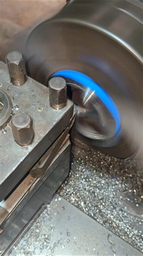 Facing on Lathe Machine | Smooth Metal Finish #machine #lathe #metal #shorts #ytshorts #short #viral