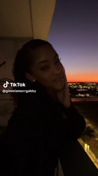 Gabby's spam (@gimmiemorrgabby)’s videos with Bloom - Aqyila