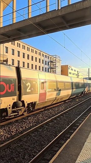 Magnifique arrivée d'un TGV INOUI au coucher du soleil à Reims | TGV Réseau #TGV #Inoui #TGVInoui