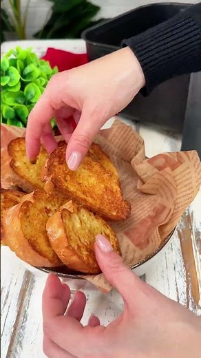 BREAD “FRIED” IN AIR FRYER