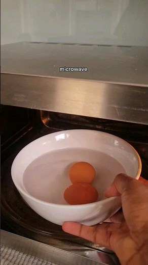 how to make hard boiled eggs in microwave without make it explode with just simple ingredient #eggs