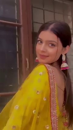 BEAUTIFUL GORGEOUS GIRL IN SAREE 😍🥰✨💥💓💖🩷💞 #saree #saariwaligirl28922 #sareelove #sareefashion #sareedraping #sareelovers #sareeindia #sareecollection #sareestyle #sareeblouse #sareepact #sareeblousedesign #sareeonline #sarees #sareeswag #sareeusa #sareecanada #sareeoverseas #sareemaharashtra #sareechicago #sareebangalore #sareepanjab #indiansaree #silksaree #banarsisaree #instagram #reels #instadaily #instalike #instagood #reelsinstagram #explorepage #viralreels #trendingreels #fyp #like 