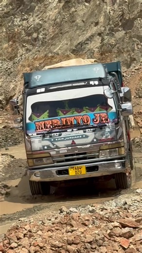 @My_Fuso @@My_boy @FUSO_TANDAM @erm_trucks @TEAM KIZUNGA OG @DAVISA @MR_TANDAM🚛 @Arosto.OG @ivan sofeli ug @fahadgoodheart1 @SMART DRIVER🇹🇿🇿🇲🇿🇦 @colour millo @walinda_camp @Fahad Goodheart🇺🇬 @#Father_Bernard 🤠