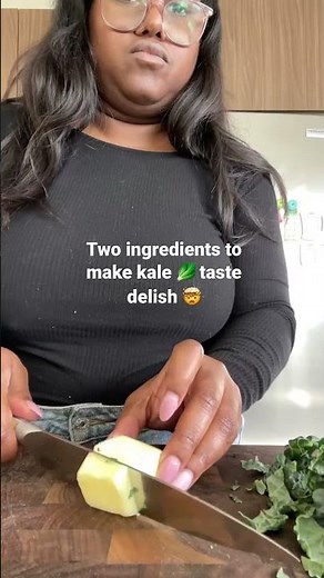 Make kale ACTUALLY taste AMAZING with TWO ingredients #shorts