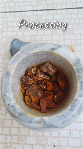 Amazing Ceramic Oxides - From An Abandoned Mine