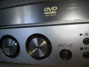宝塚のDVDはレンタル可能？宝塚歌劇の公演をTSUTAYAやゲオより確実に見る方法