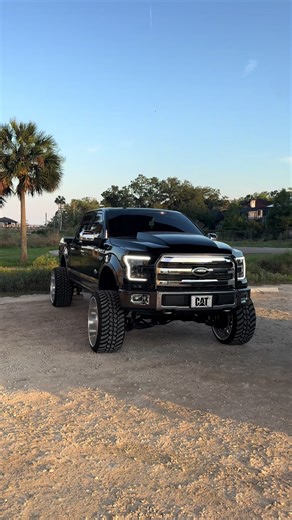 Retired #fyp #kingranch #trucktok #liftedtrucks #f150