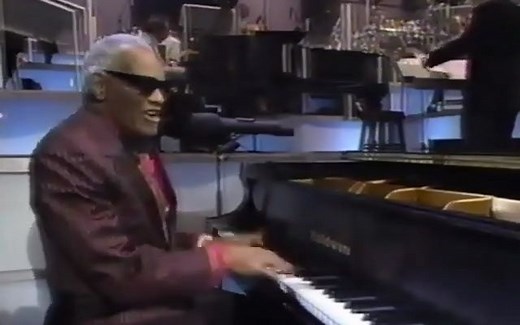 Ray Charles - Eleanor Rigby Live Grammy Awards 1990