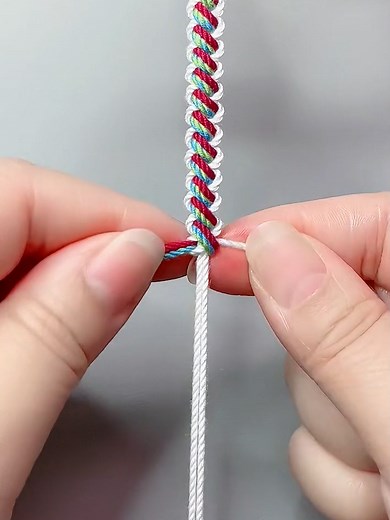 Satisfying Macrame Bracelet DIY Tutorial