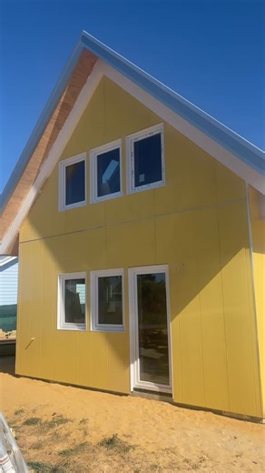 Shelly on Instagram: "The Happy House or The Stabila house ( @stabila_official ) I was helping the boys install Axon cladding this week. It’s super quick to install and requires very little to no maintenance over the years. I really love this colour and may consider it an option for my own house one day 🌻🌻🌻 @stabila_official @jameshardieau"