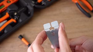 DoubleFill 2 Pairs 4 Inch Metal Line Blocks Masonry String Lines Holder Concrete Blocks for Masonry Tools(Metallic Color)