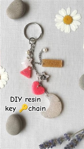 DIY resin key 🔑chain 💞💞#cover #art #drawing #painting #diy #yt #aesthetic #keychain#diycrafts #love