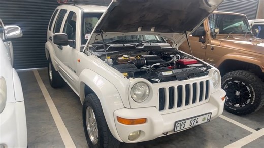 2002 Jeep Cherokee 3.7 Limited Auto