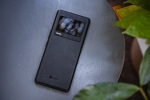 Watch: Cherry Aqua GR Review
