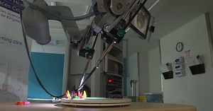 Kingston Health Sciences Centre’s surgical robot cuts down on recovery time for cancer patients - Kingston | Globalnews.ca