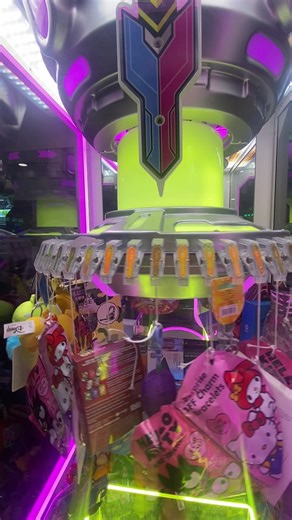 Dropping Coins at the Arcade: ASMR Experience