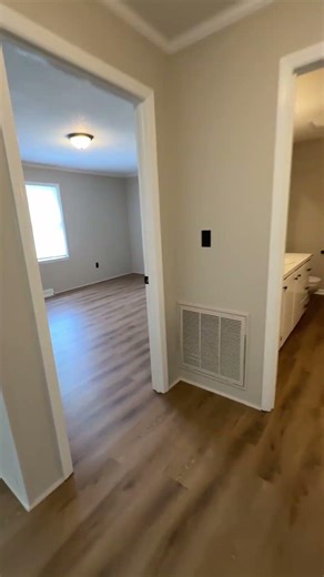 Renovated 2 Bed / 1 Bath Home in Lexington!
