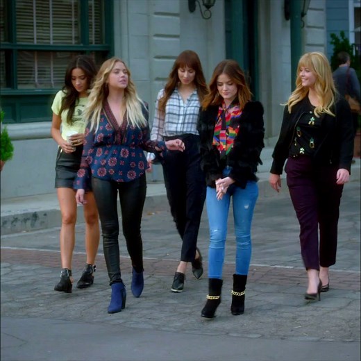 One last goodbye. ❤️ _ _ _ Don't miss the 2-hour series finale of Pretty Little Liars tomorrow at 8pm/7c followed by the A-List Wrap Party. | Freeform