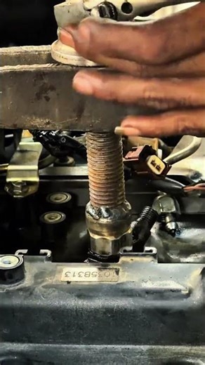 Professional Way to Remove a Stuck Sensor or Injector #MechanicLife #AutoEducation #DIYMechanic