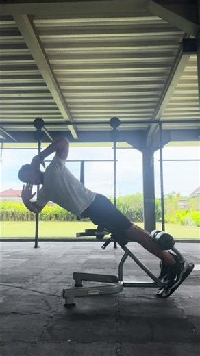 Rotational Back Extensions | Build Oblique & Lower Back Strength