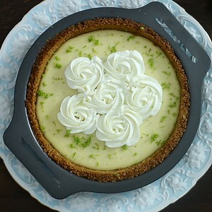 124K views · 2.8K reactions | Key Lime Pie is an elegant and delicate dessert perfect for holidays or any other occasion. Full recipe: https://bit.ly/2z4YCoc | Home Cooking Adventure | Facebook