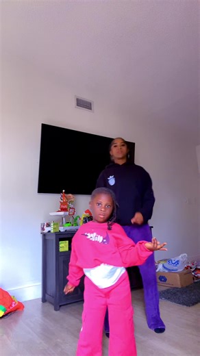 #dancemachine🔥 #miamidadecounty🌴 #clockit #dancer #mommydaughterduo | dancing