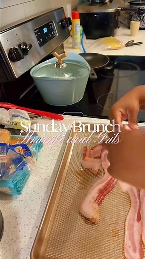 Sunday Brunch at Home 🍤 Creamy Shrimp & Grits | Easy Southern Brunch Recipe