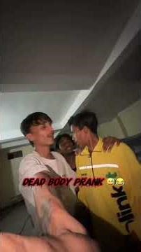 Dead Body Prank 🥲😂 #comedy #youtubeshorts #funnyvideos ##comedyprank #funnyprank