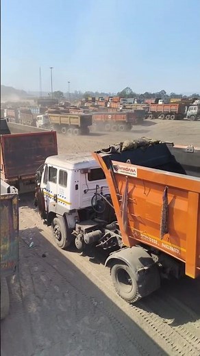 Truck World #trucklovers #automobile #indiantrucks