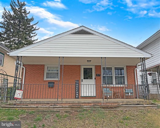 819 View St, Hagerstown, MD 21742 - MLS MDWA2027984 - Coldwell Banker