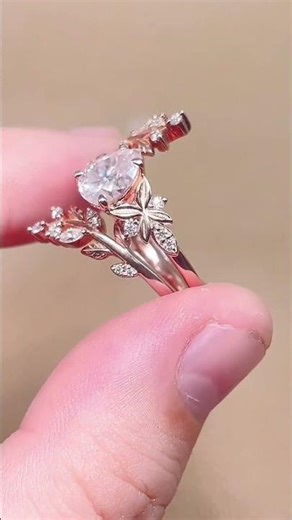 Vintage Pear Moissanite Engagement Ring Set | 14K Rose Gold Promise & Bridal Set