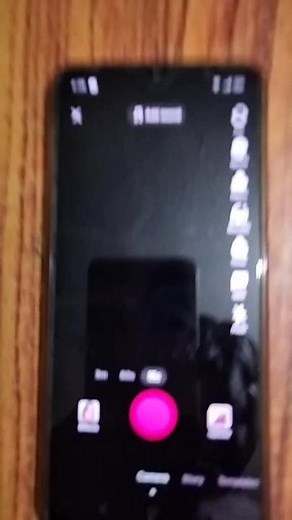 Exploring Smartphone Features: A User's Guide