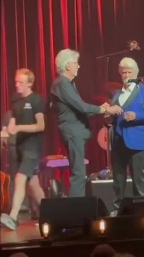 Amazing Musicians Shine On Stage A Lord's Blessing!