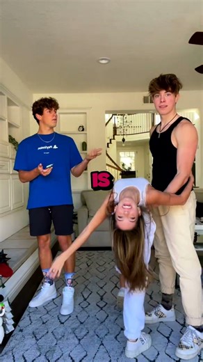 Lexi's Parallel Universe Twist! | #short #youtubeshort #fyp