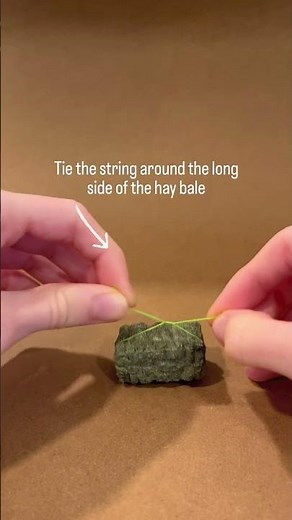 How I make Schleich model horse hay bales look real! ☺️ #schleichhorse #modelhorse