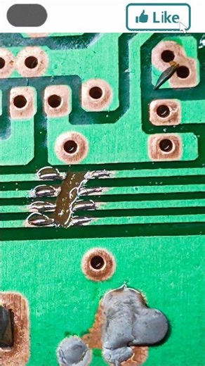 Broken Track Repair #shorts #repair #broken #track #trace #pcb #circuit #ifixit #repairguide #btr