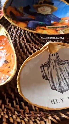 Decoupage Ghost Seashell – Coastal Halloween Decoration, Beach House Decor - Etsy