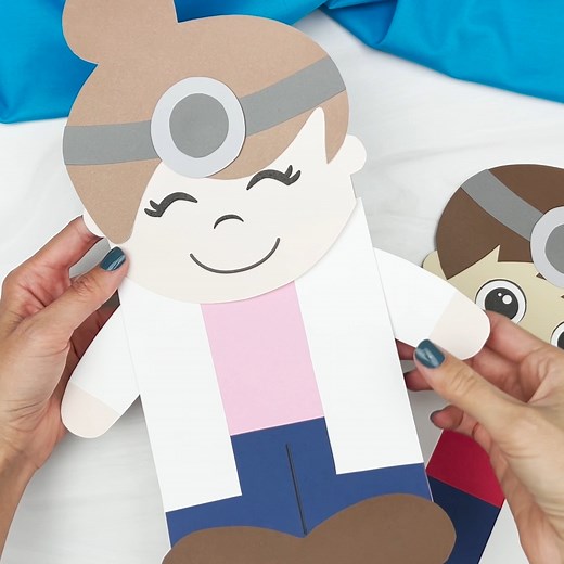 If your kids are learning about community helpers, make this cool doctor paper bag craft. Get the printable template on the blog. | Simple Everyday Mom