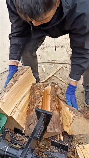 wood splitter machine #wood #woodworking #woodwork | Wood Splitting Machines