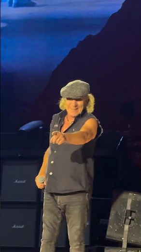 AC/DC hit Mexico City with Thunderstruck and everything just comes together ⚡ #ACDC #MexicoCity