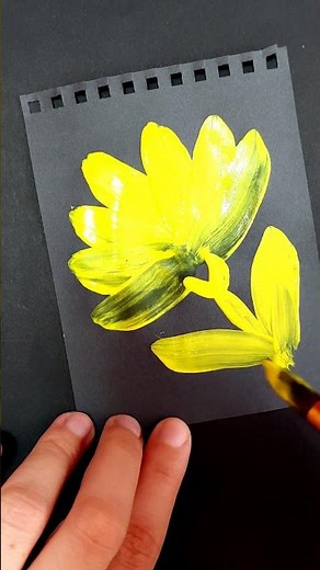 Drawing a Bright Yellow Flower - Aesthetic Floral Art #flower #painting