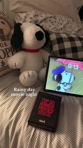 I’ve already watched the sixth sense it’s just such a incredible movie to rewatch #movies #horrormovie #rainyday #spookymovie #movienight #movienightideas