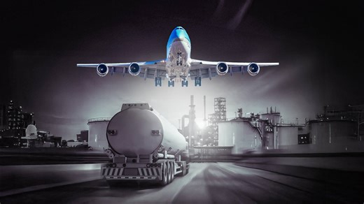 How Many Miles Per Gallon Does A Boeing 747-8 Get?