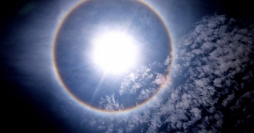 Qué significa el arcoíris alrededor del Sol