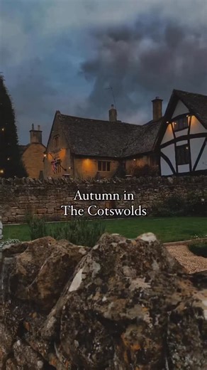 The Cotswolds 🏴󠁧󠁢󠁥󠁮󠁧󠁿 Here’s another magnificent reel for you to enjoy from the beautiful Cotswolds during Autumn.🍂 Autumn Fall is now in full swing. Here’s a couple of captures I took last year🍃🍂🍁🍃 We hope you like this style of content✨ If you like what you see and love the Cotswolds. Please consider following us at @Cotswolds_Culture today! 📸 Reel By: Matt @cotswoldswithmatt ☀️ #Cotswolds_Culture To Feature! 🏡 🧡 We Hope You Enjoy Your Stay Here! 👋 📍 North Cotswolds / Cotswold